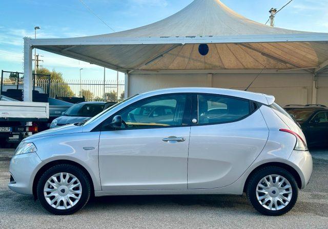 LANCIA Ypsilon 1.2 69 CV 5 porte GPL Ecochic Gold