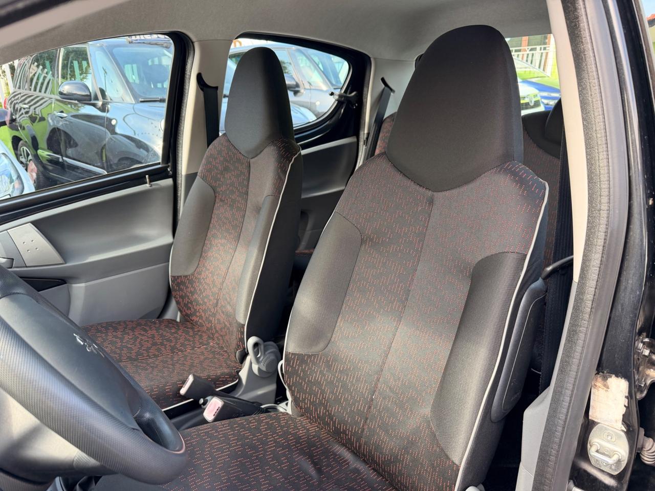 Peugeot 107 1.0 68CV 5p. Sweet Years 100.000 KM CERTIFICATI!!