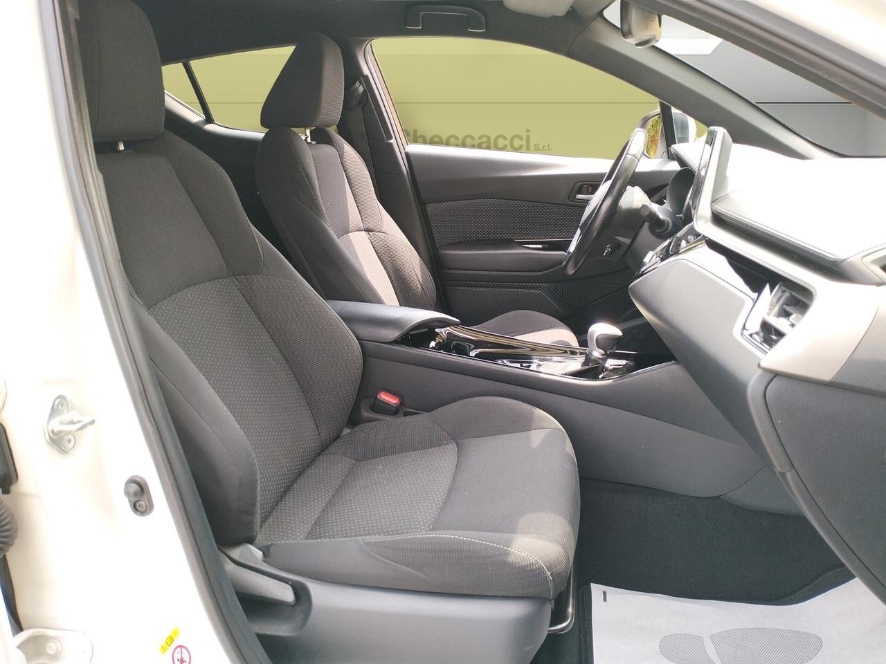 Toyota C-HR 2018 1.8h Lounge 2wd e-cvt my18
