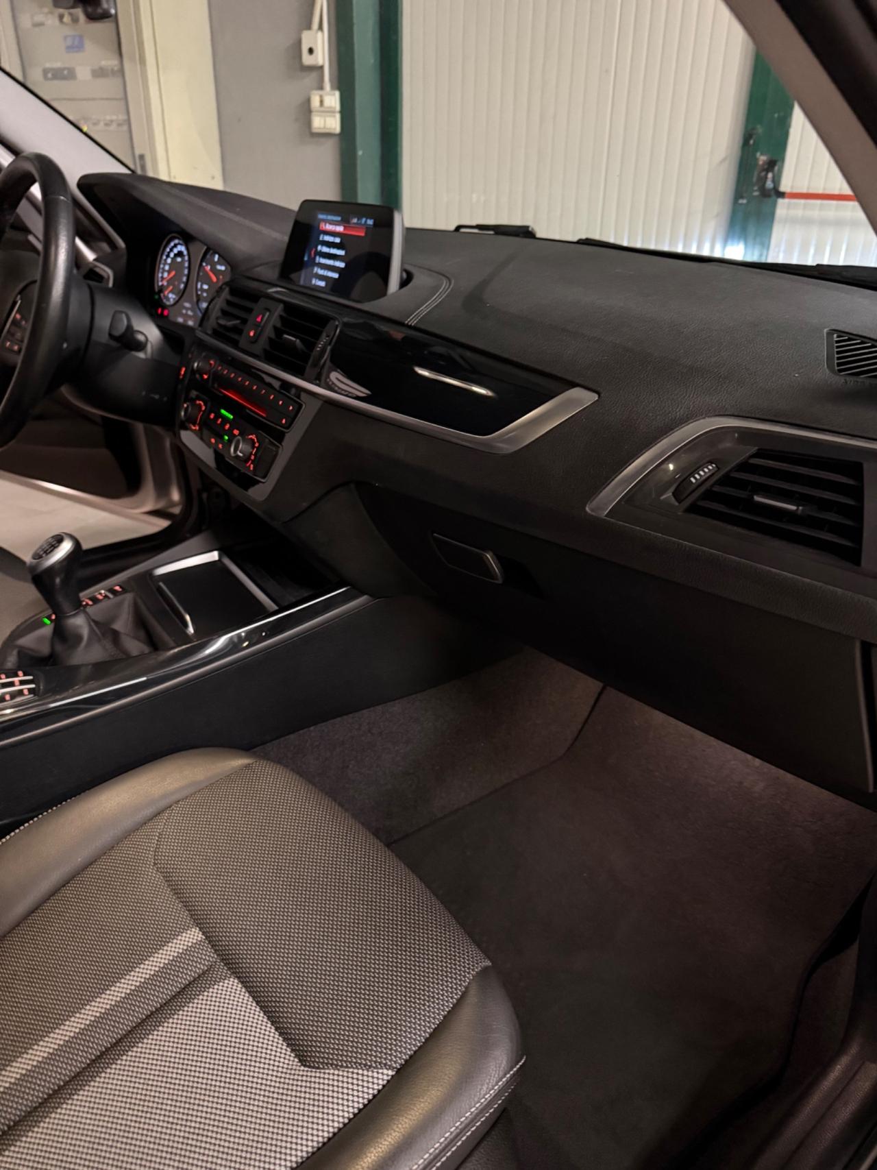Bmw 116d 5p. URBAN EU6B INTROVABILE KMCERT GARANZ UNICOPR