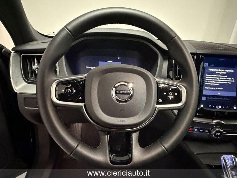 Volvo XC60 B5 AWD automatico Plus Dark