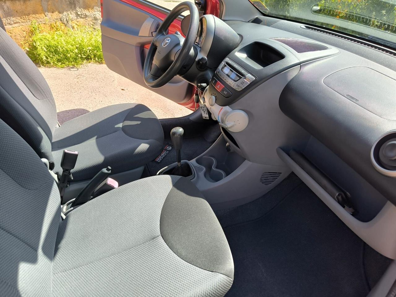 Toyota Aygo 1.0 12V VVT-i 3 porte Sol 2009