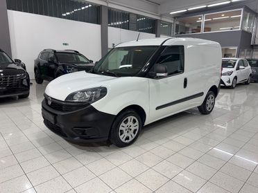 Doblò 1.6 MJT Lounge PORTA LATERALE PARI NUOVO!!!!!