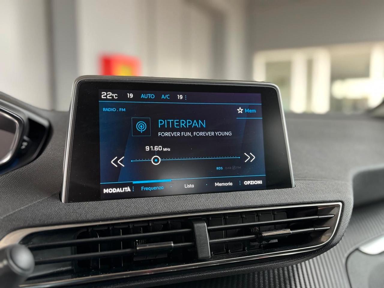 Peugeot 3008 BlueHDi 130 S&S Active