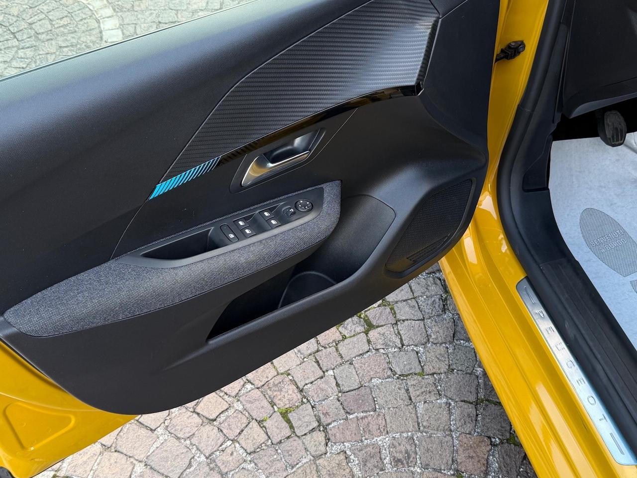 Peugeot 208 PureTech 75 Stop&Start STYLE