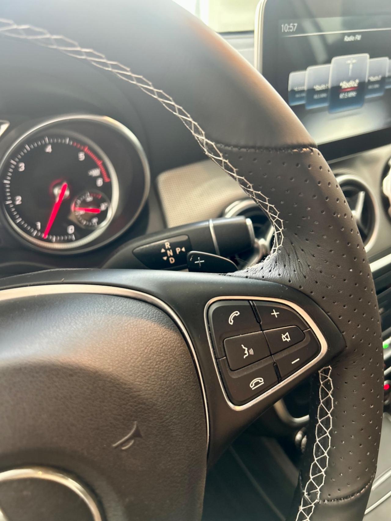 Mercedes GLA 200 d Automatic Premium FINANZIABILE