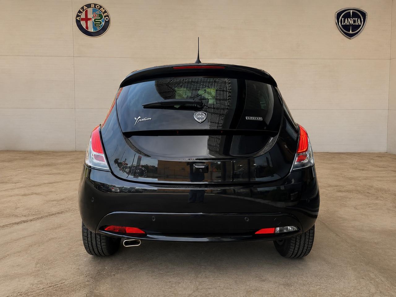 LANCIA Ypsilon III 2021 - Ypsilon 1.0 firefly hybrid Gold Plus s&s 70cv 5p.ti