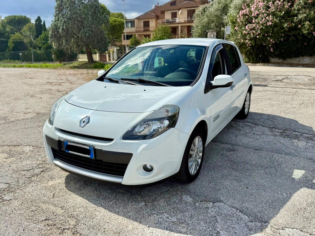 Renault Clio 1.2 GPL 5porte neopatentati uniproprietario