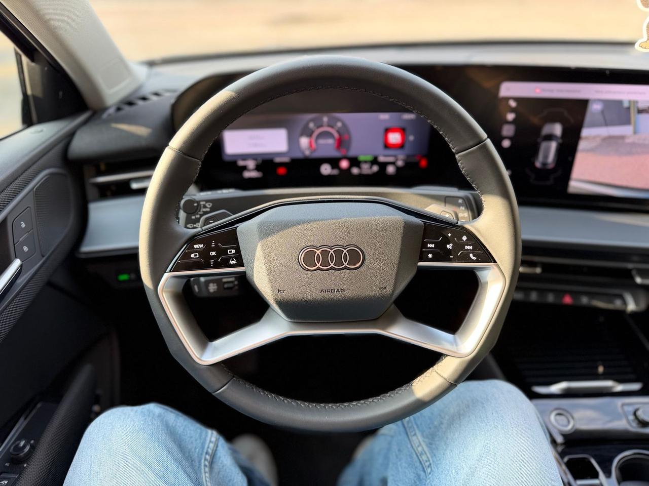 Audi Q3 S Line Edition 2.0 TDI #11760