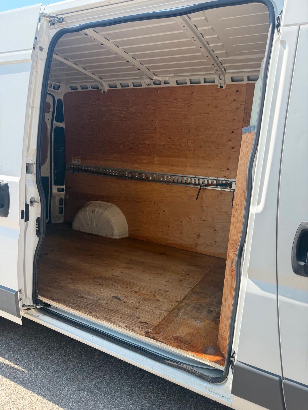Peugeot Boxer 2.2 HDI/130 - 12 MESI DI GARANZIA -