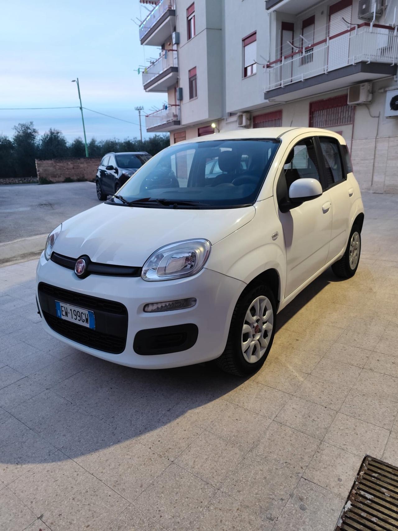 Fiat Panda 0.9 TwinAir Turbo Natural Power Lounge