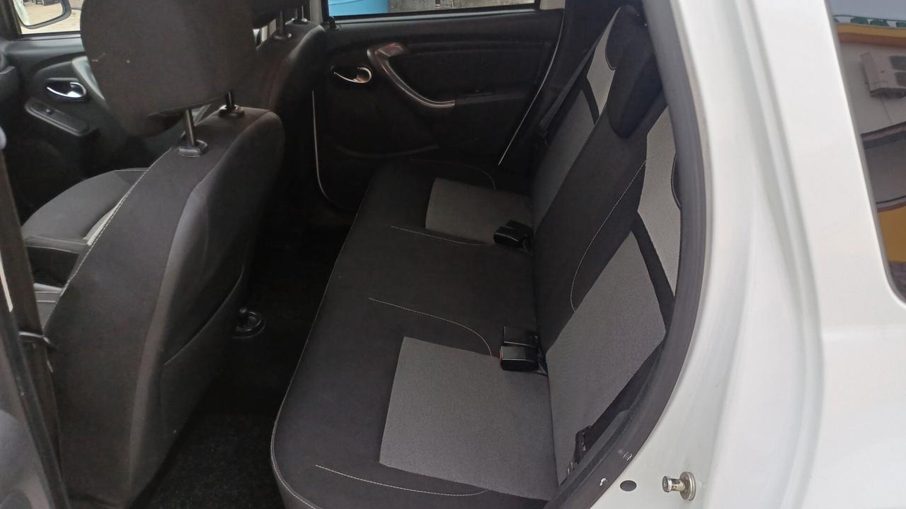 Dacia Duster 1.6 115cv ses 4x2 Gpl serie speciale Brave