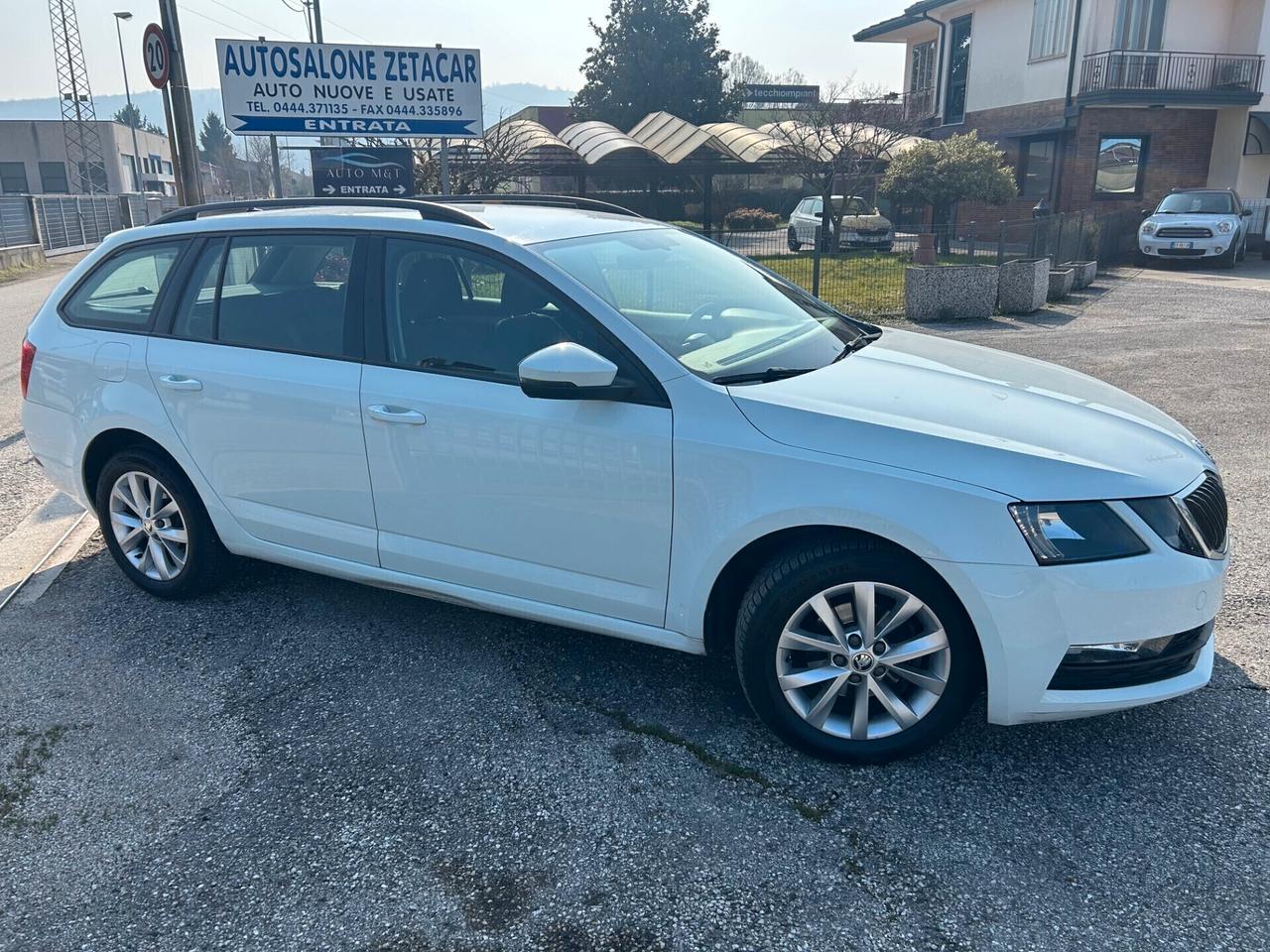 Skoda Octavia 1.6 TDI CR 115 CV DSG Wagon Executive TAGLIANDI SKODA