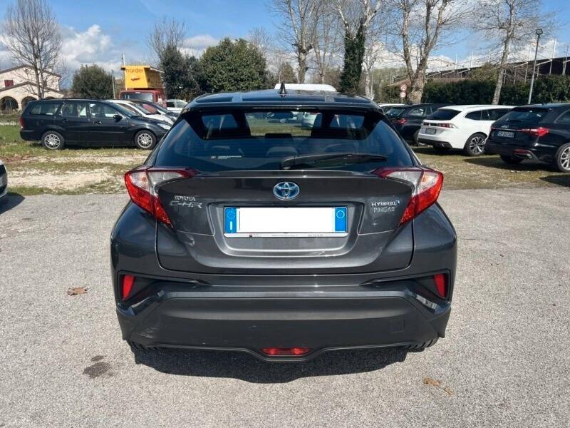 Toyota C-HR 1.8 Hybrid E-CVT Active