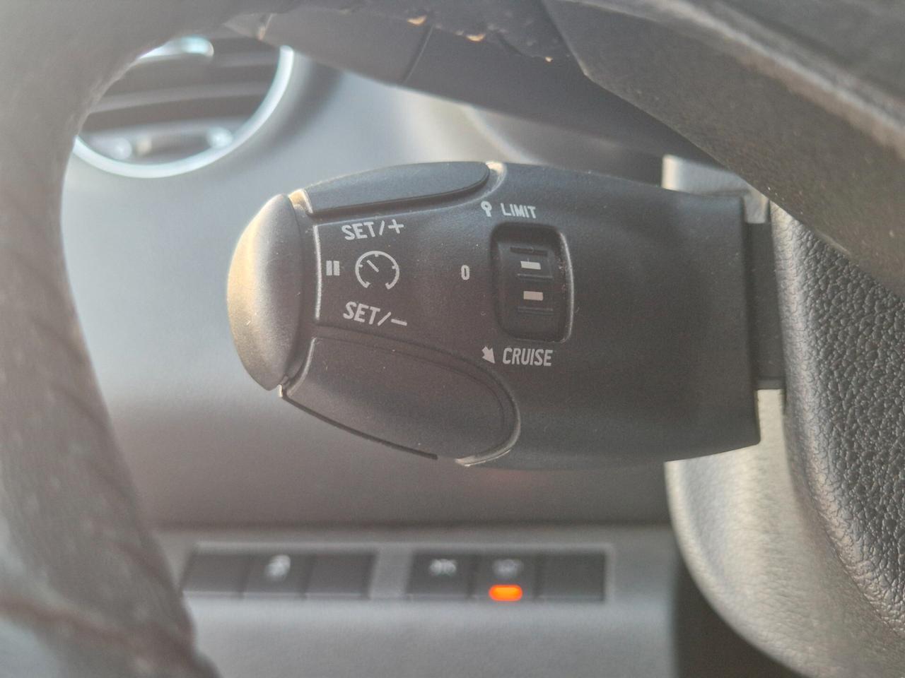 Peugeot 5008 1.6 HDi 120 EAT6 Allure 7 POSTI