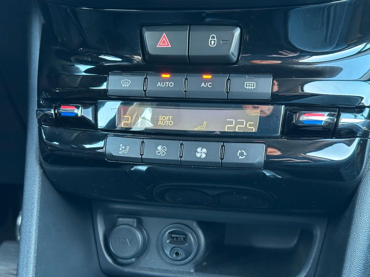 PEUGEOT 208 1.6 BlueHDi 75 5 porte Allure