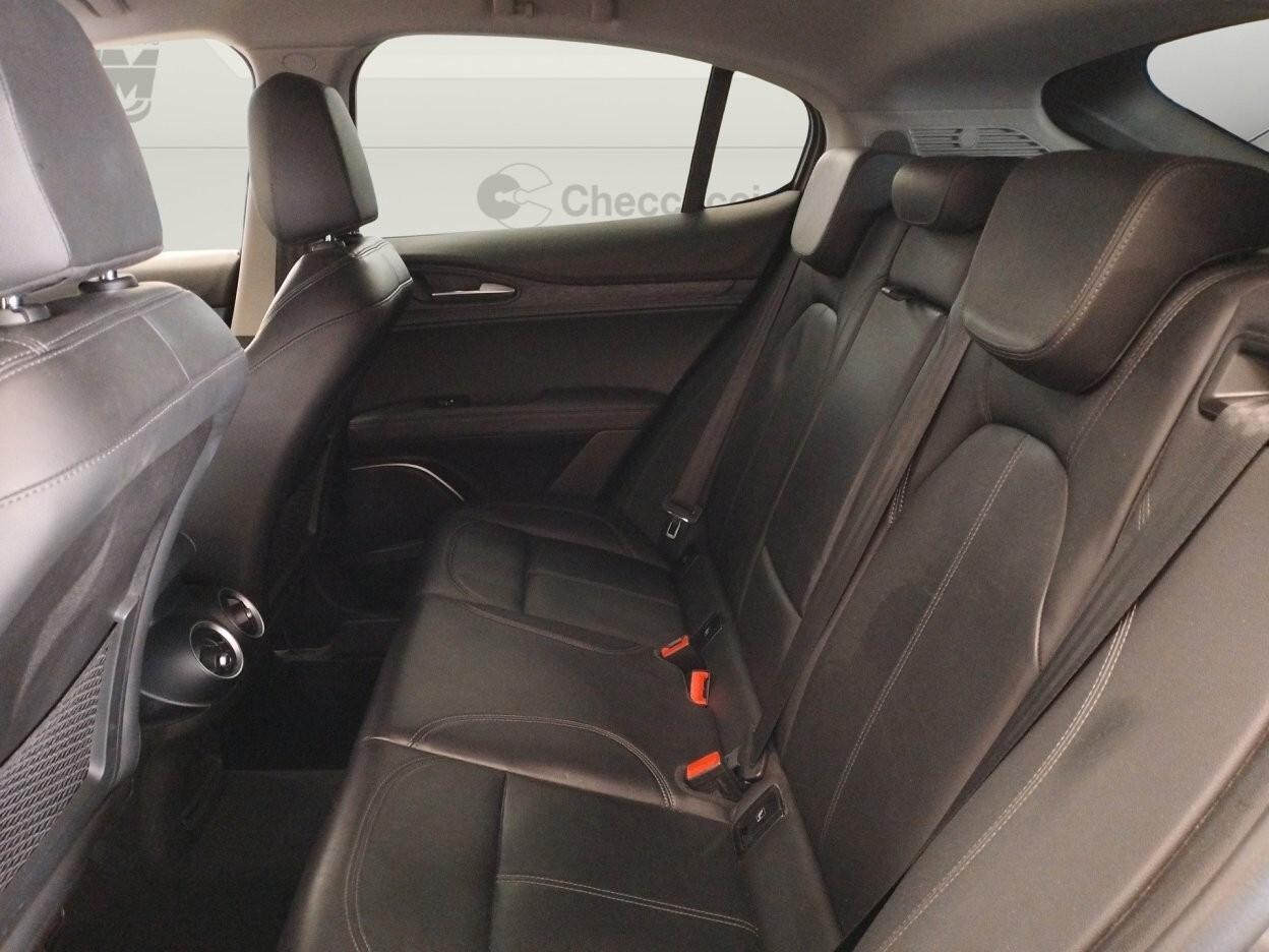 Alfa Romeo Stelvio 2.2 t Business rwd 160cv auto my19