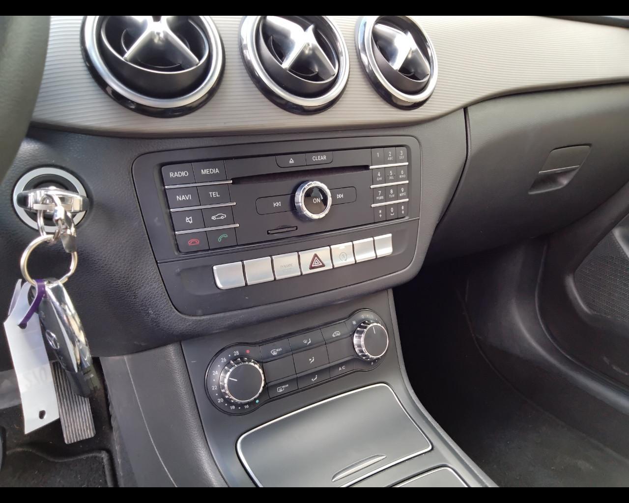Mercedes-Benz Classe B - T246 - B 180 d (cdi) Sport auto
