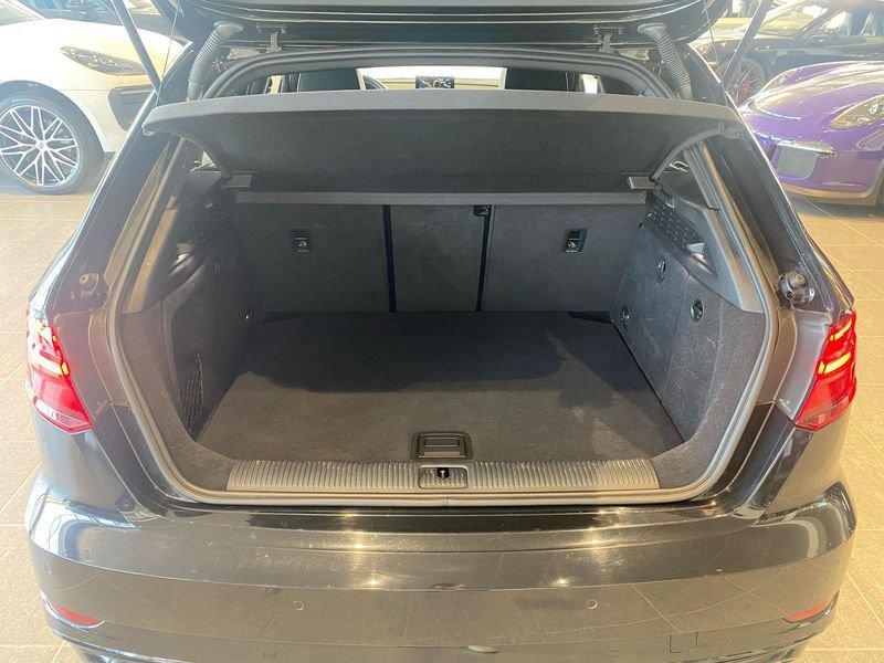 Audi A3 RS 3 SportBack TFSI quattro