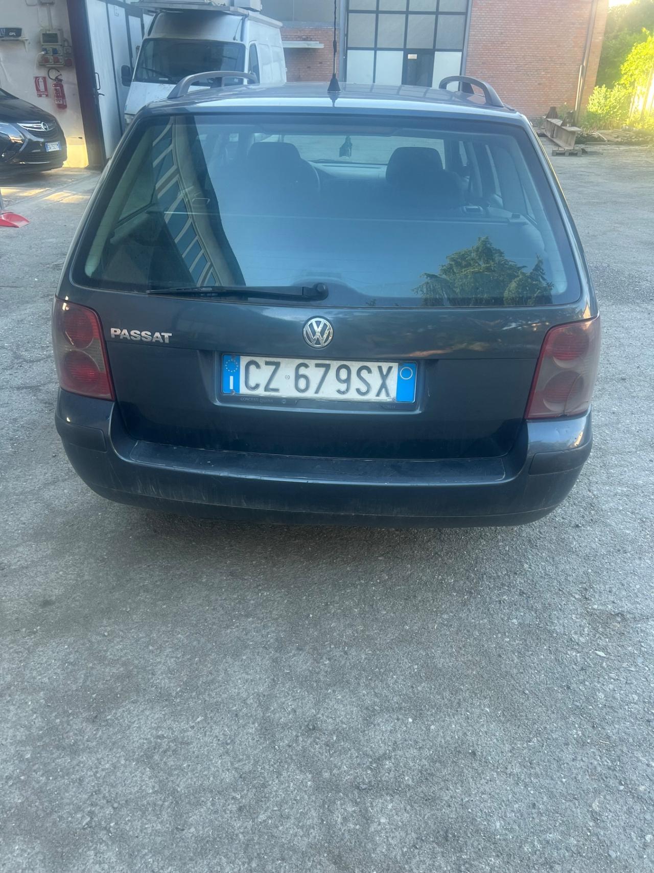 Volkswagen Passat 1.9 TDI/105CV Var. Trendline