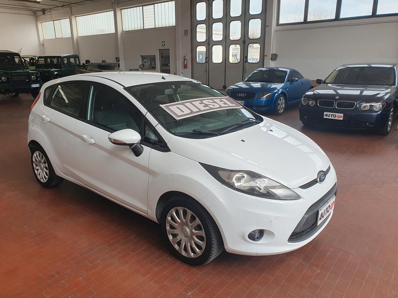 Ford Fiesta 1.4 TDCi 70cvNeopatent manuale 2011