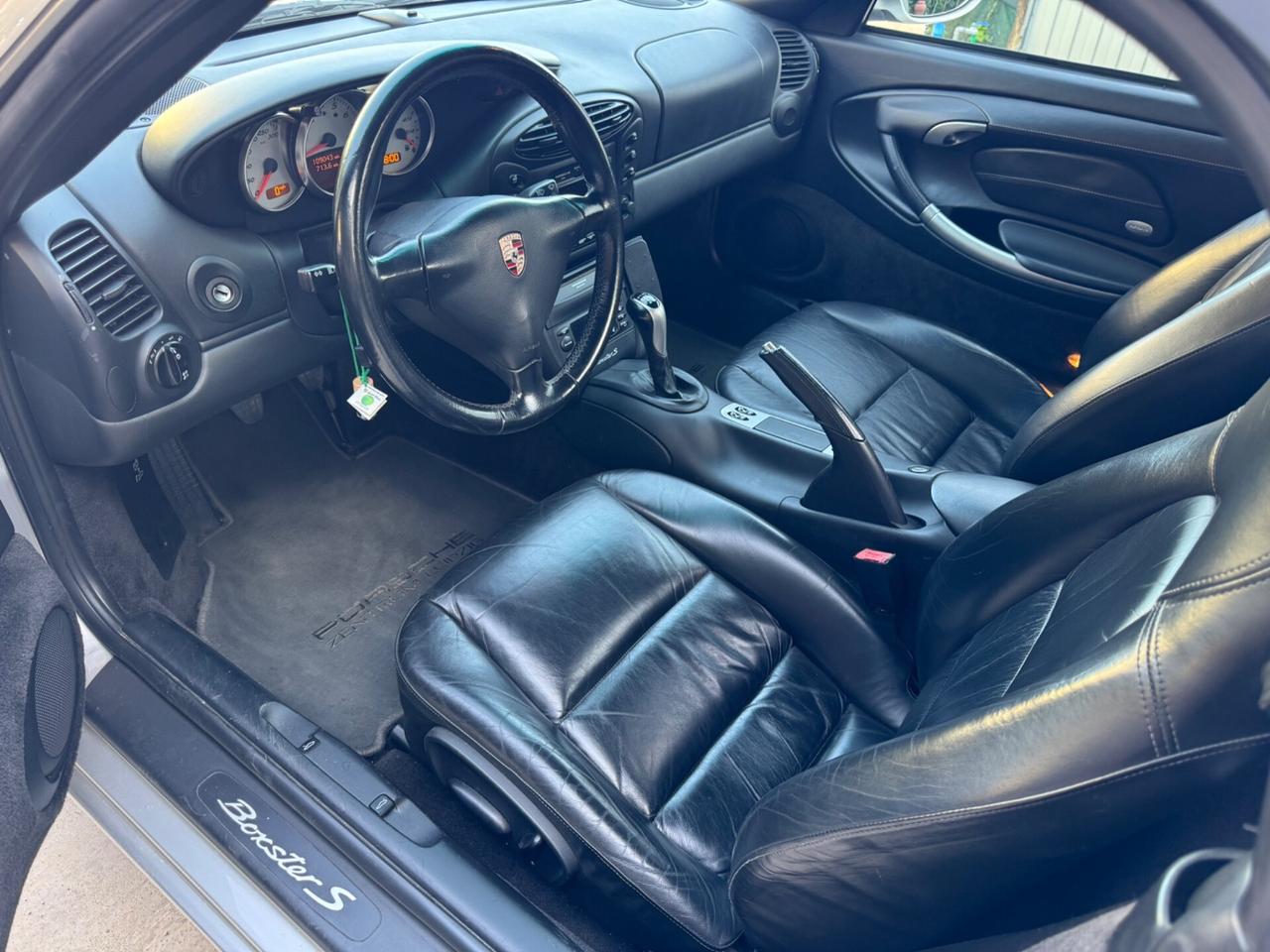 Porsche Boxster S 3.2 navi/18”/xenon