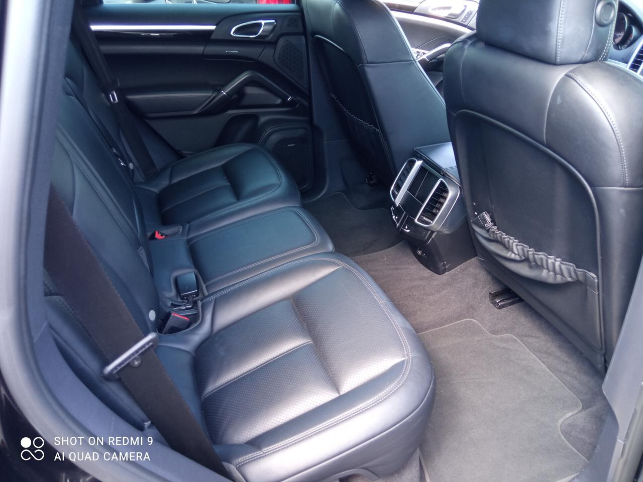 Porsche Cayenne 3.0 Diesel Platinum Edition 263CV TETTO APRIBILE