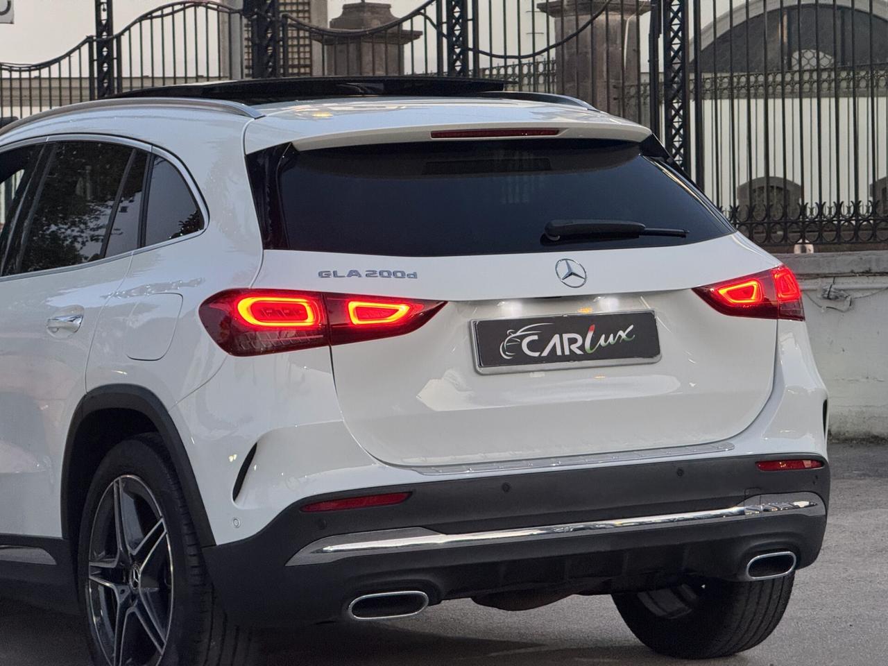 Mercedes-Benz GLA 200 d Premium Plus AMG TETTO MULTIBEAM