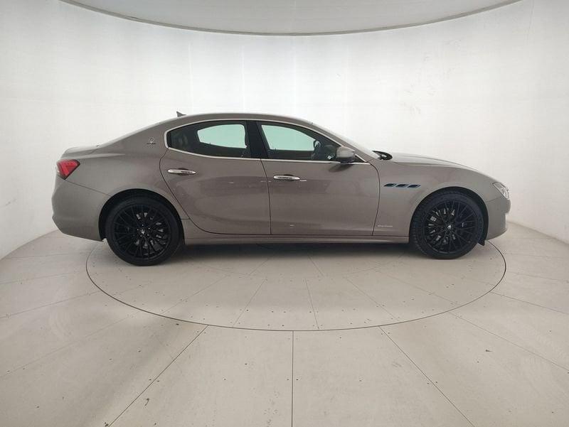 Maserati Ghibli 2.0 mhev Granlusso 330cv auto