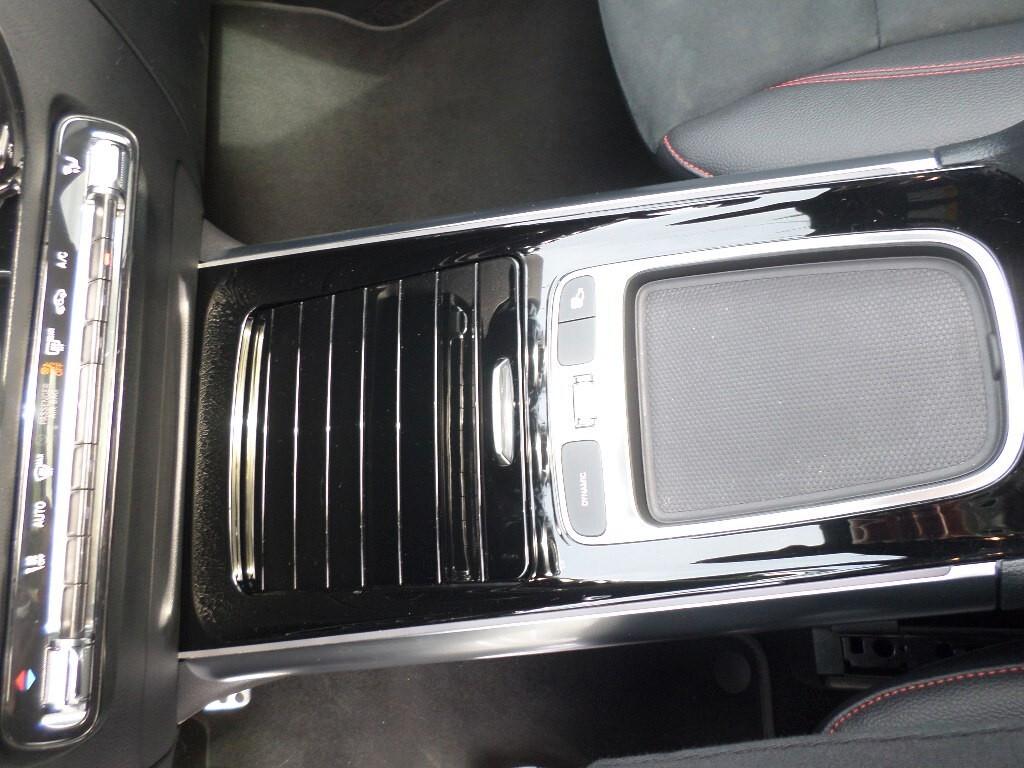 Mercedes-benz GLA 200 d Automatic AMG Line Premium Plus