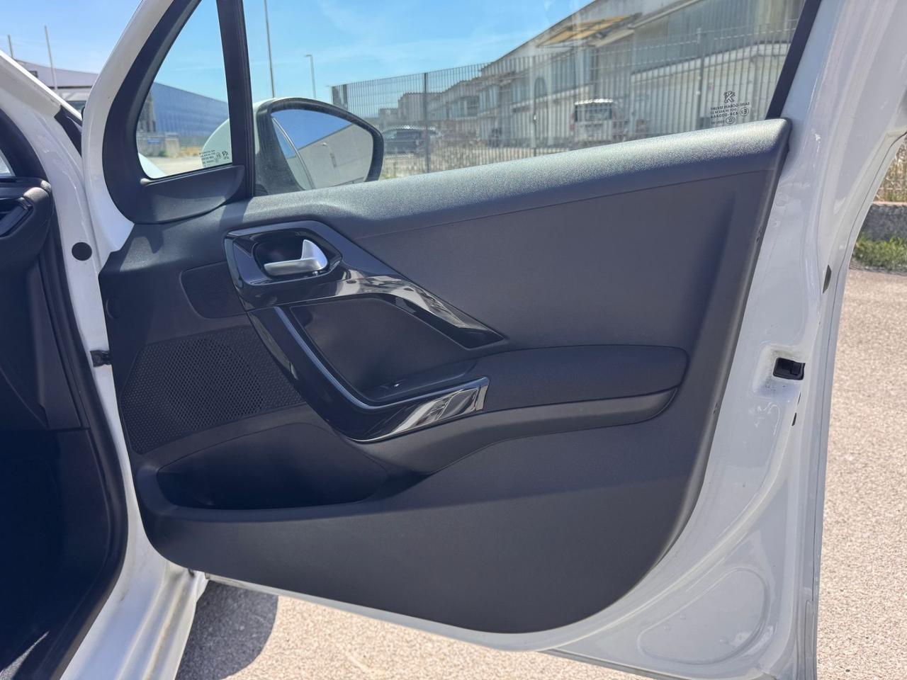 Peugeot 208 PureTech Active 108000 KM GARANZIA 12 MESI