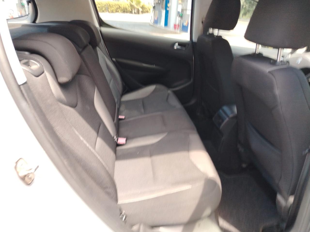 Peugeot 308 1.6 8V e-HDi 112CV Stop&Start 5p. Allure