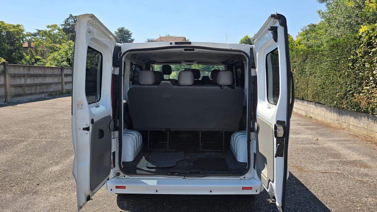 Opel Vivaro 27 2.0 CDTI 120CV PC-TN Tour Cosmo Easytronic Fap