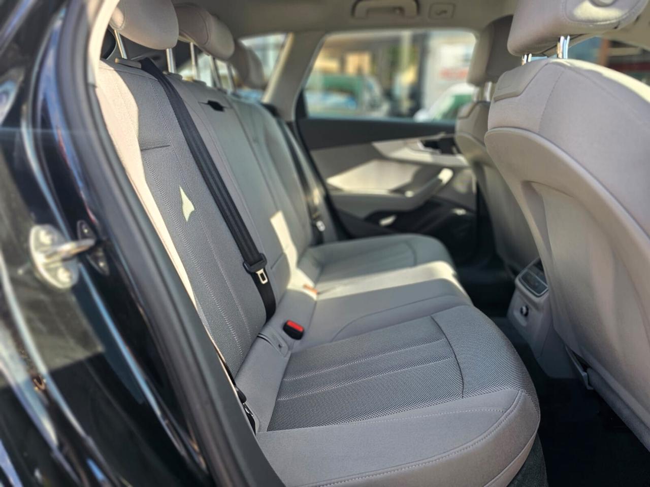 Audi A4 Avant 2.0 TDI 150 CV Business