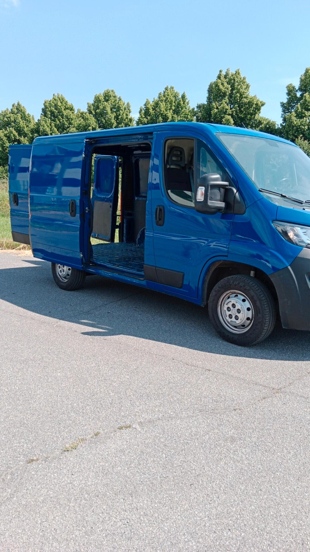 PEUGEOT BOXER