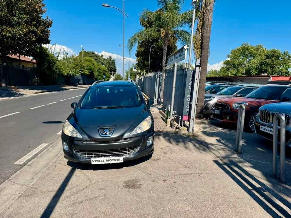 Peugeot 308 1.6 HDi 110CV 7 POSTI