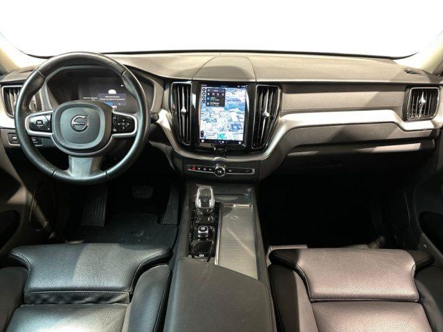 VOLVO XC60 B4 2.0 Momentum Auto