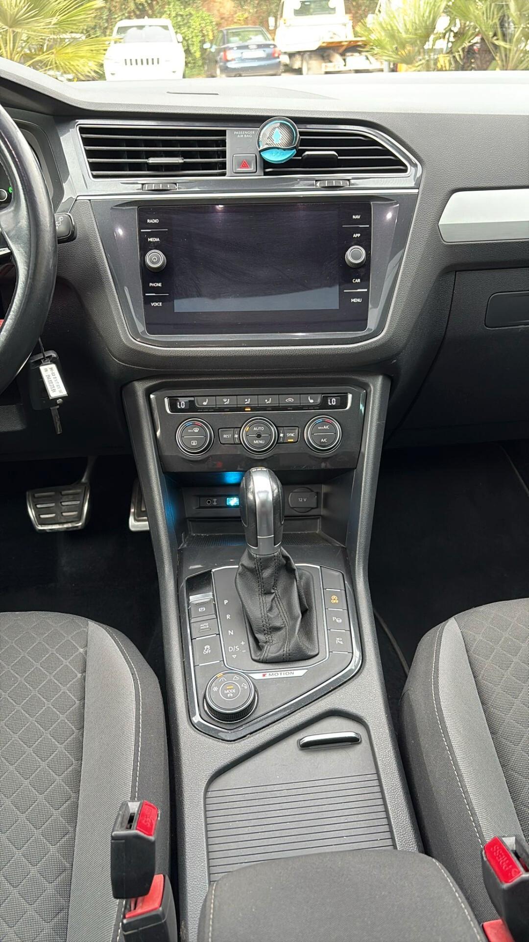 Volkswagen Tiguan 2.0 TDI TETTO APRIBILE / AUTOMATICA