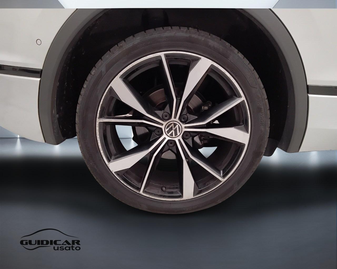 VOLKSWAGEN Tiguan II 2021 - Tiguan 2.0 tdi R-Line 150cv dsg