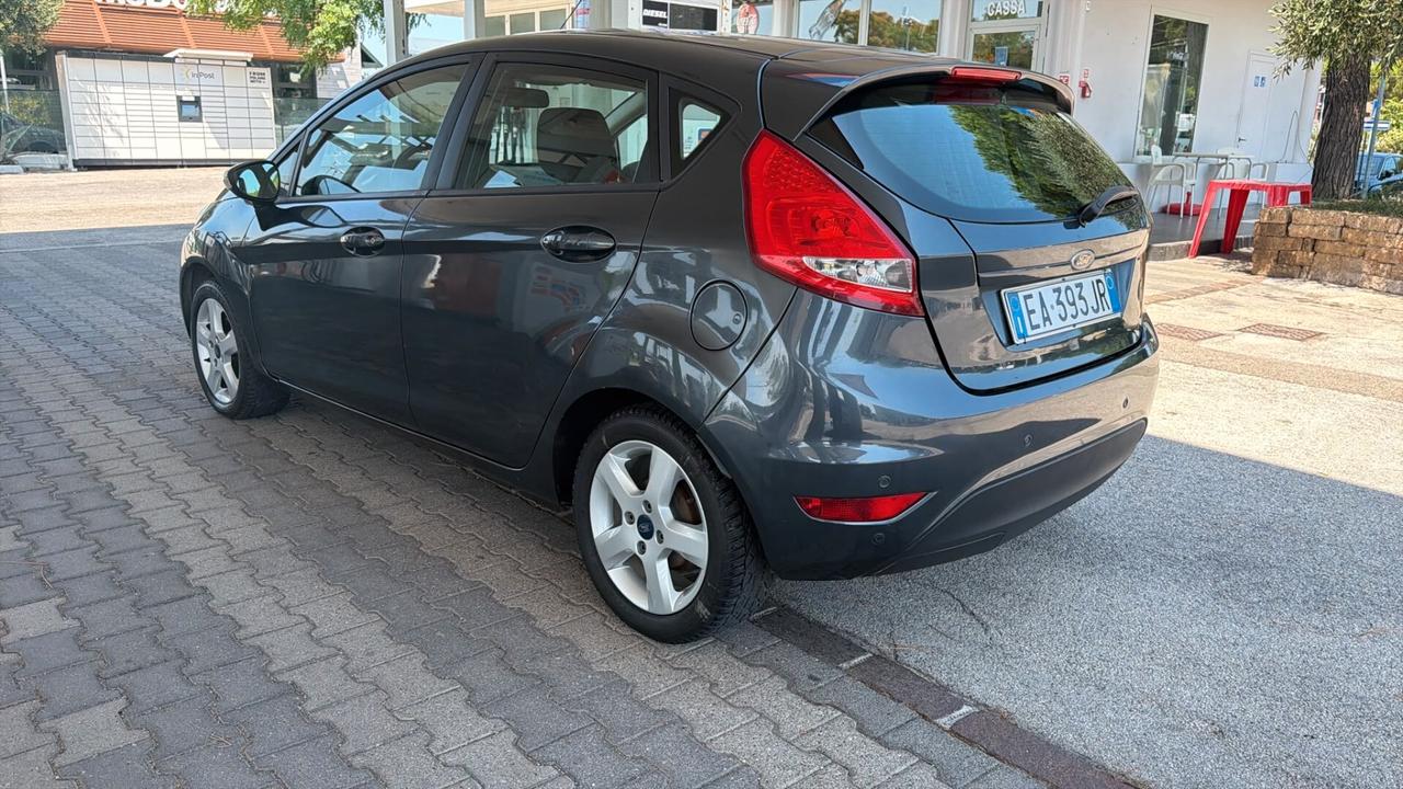 Ford Fiesta 1.2 82 CV 5 porte Titanium