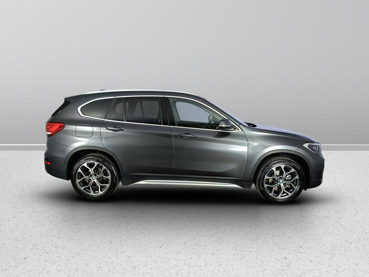 BMW X1 F48 2019 - X1 sdrive18d xLine auto