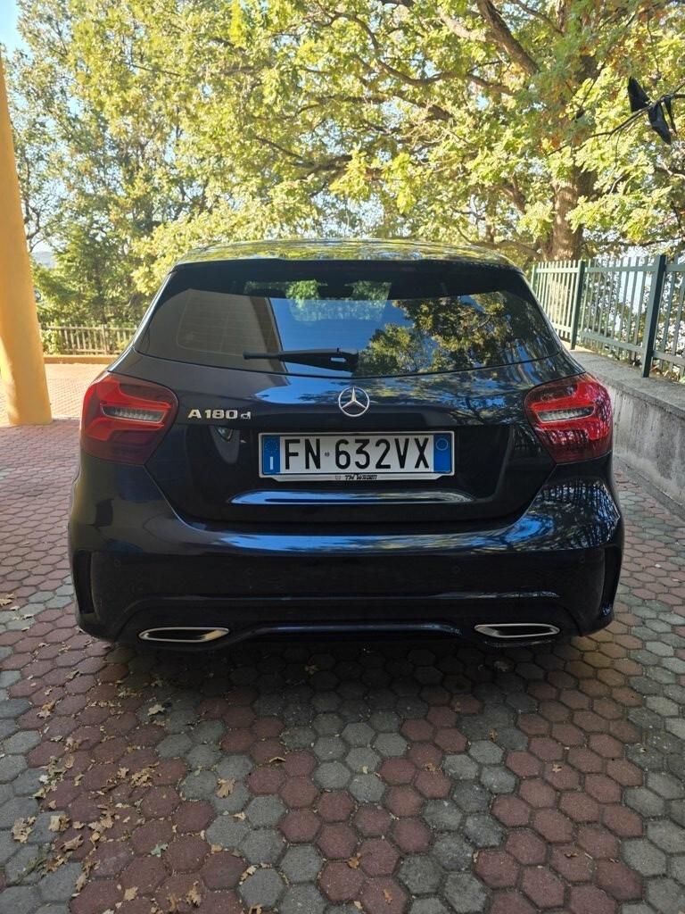 Mercedes-benz A 180 d Premium AMG