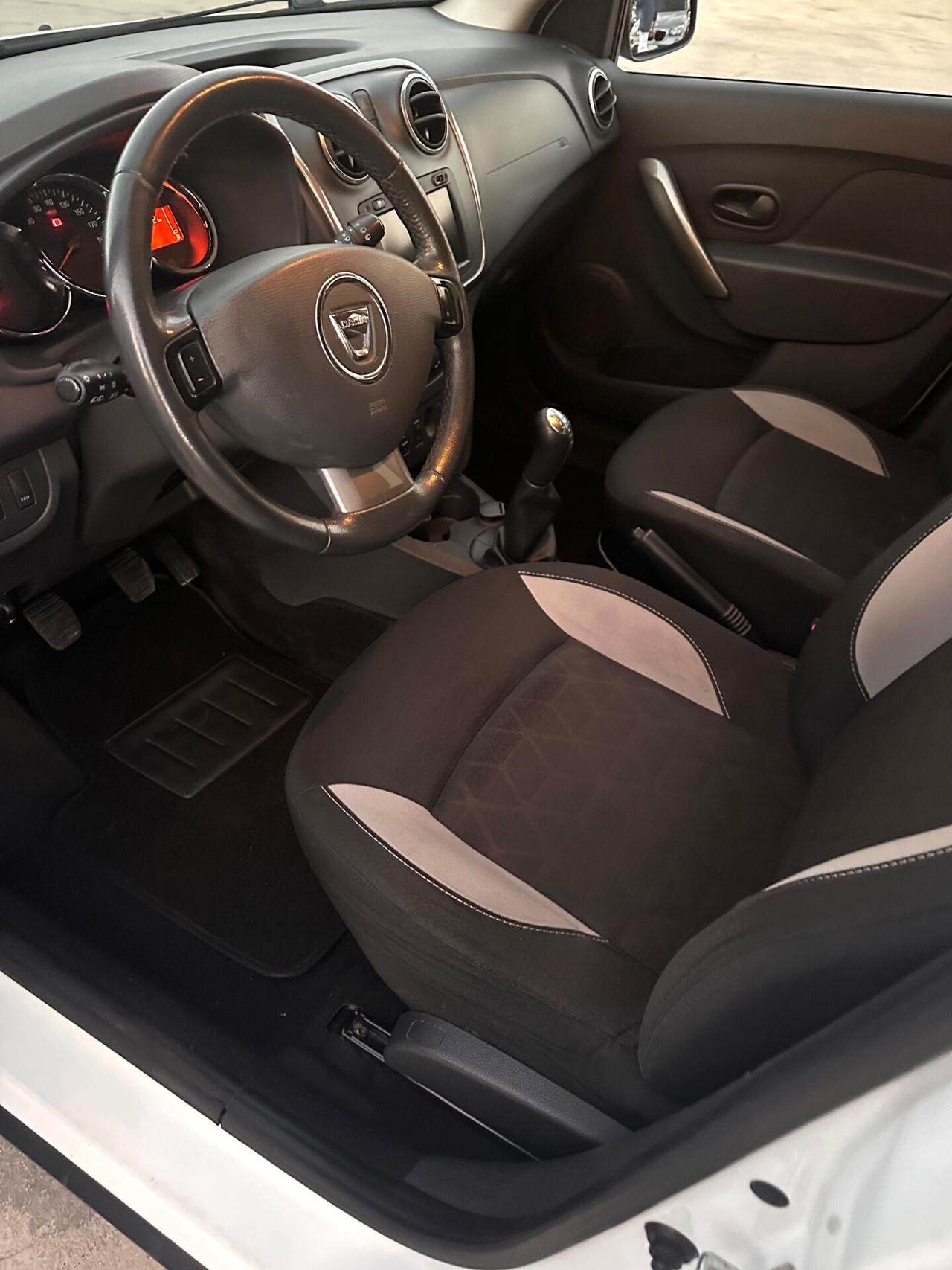 Dacia Sandero Stepway 1.5 dCi 8V 90CV Prestige 2014