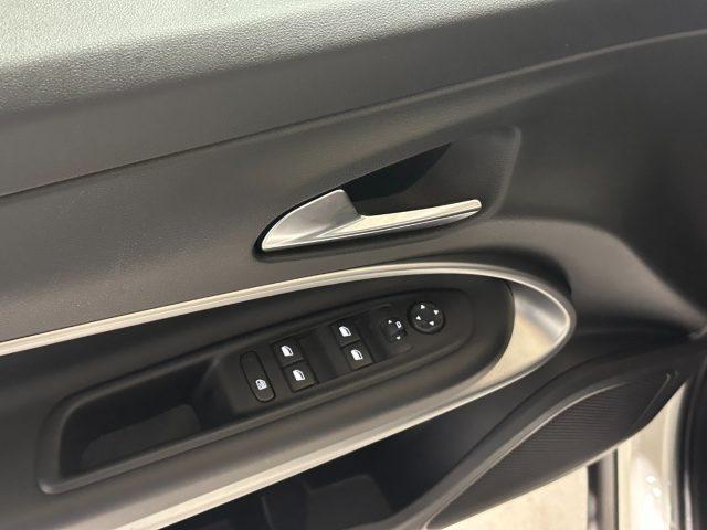 JEEP Avenger 1.2 Turbo 100 CV Altitude FIRST CALL