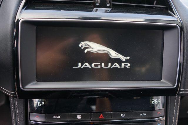 JAGUAR F-Pace 2.0 D 240 CV AWD aut. R-Sport