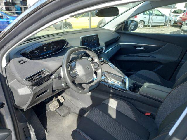 PEUGEOT 3008 BlueHDi 130 S&S EAT8 Business