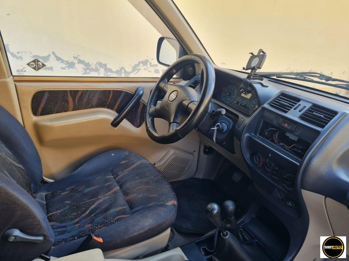 NISSAN Terrano II 2.7 Tdi 3 porte Elegance