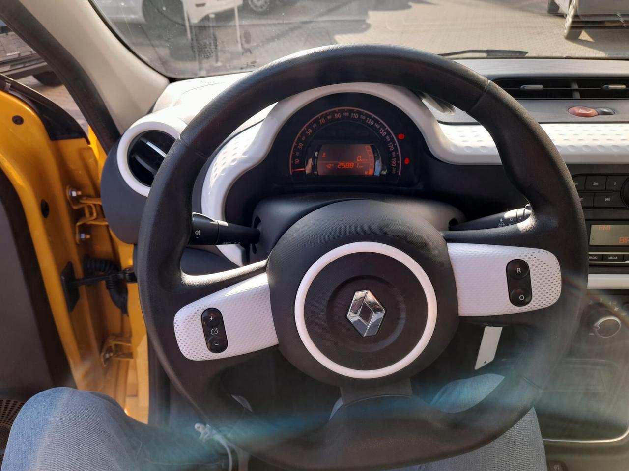 Renault Twingo SCe 73CV Duel2