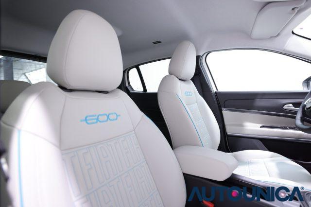 FIAT 600 HYBRID 110 CV DCT MHEV LA PRIMA AUTOMATICA