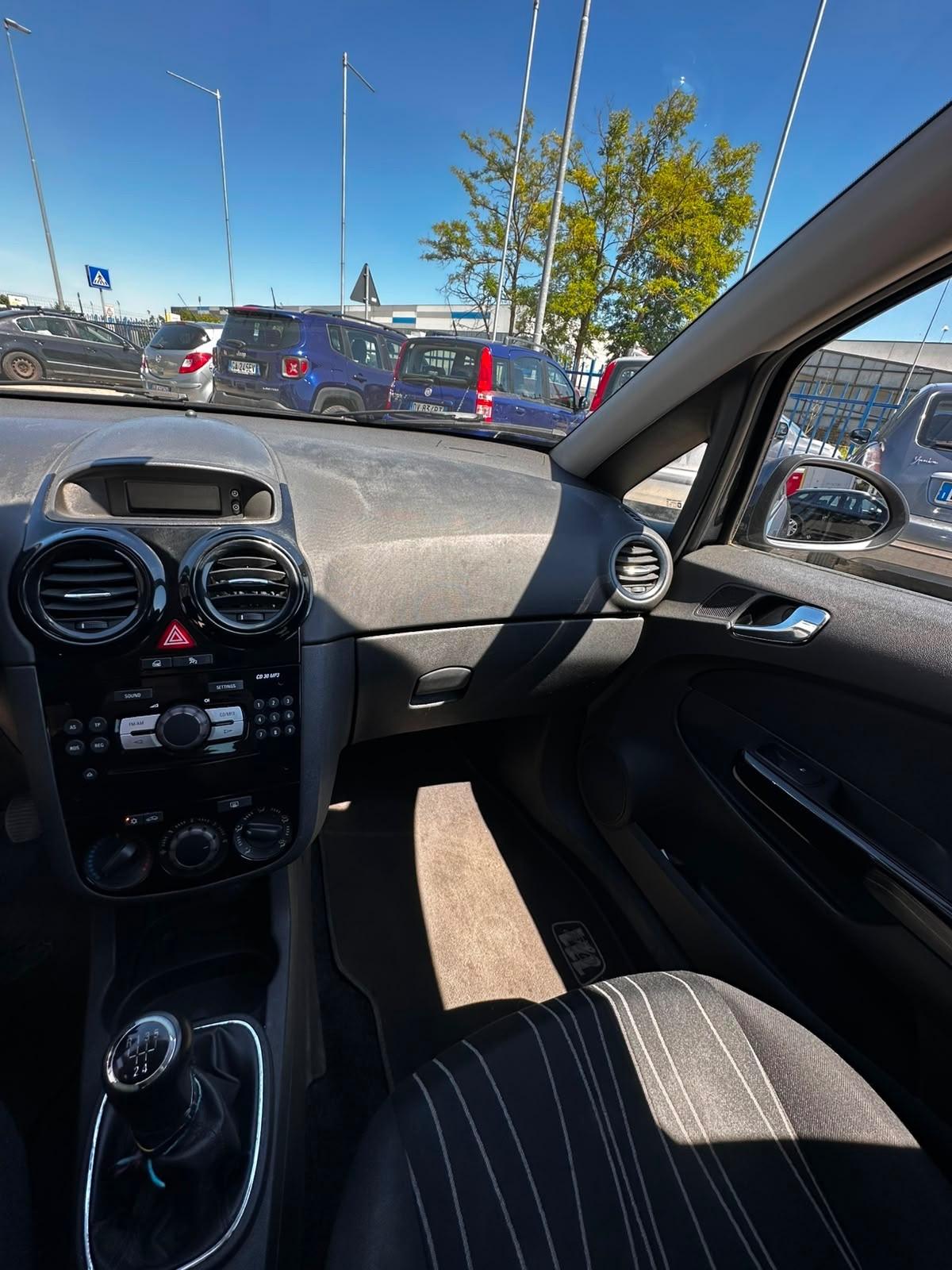 Opel Corsa 1.2 5 porte Edition